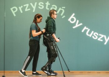 Egzoszkielety – przełom w rehabilitacji osób z niepełnosprawnością