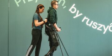 Egzoszkielety – przełom w rehabilitacji osób z niepełnosprawnością